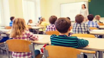 مطلوب معلم ابتدائي بدون خبرة في دبي براتب 12,000 درهم