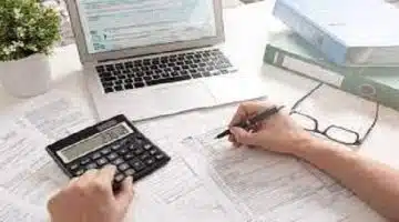 مطلوب محاسب بالشارقة لحملة بكالوريوس | قدم الان 31